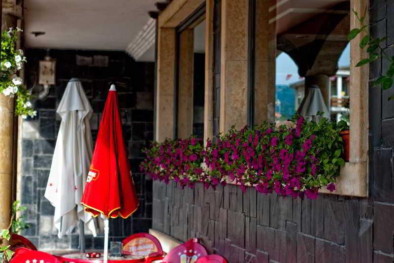 Hotel Rio Cea Puente Almuhey Exterior photo